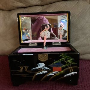 Musical jewelry Box made in Japan